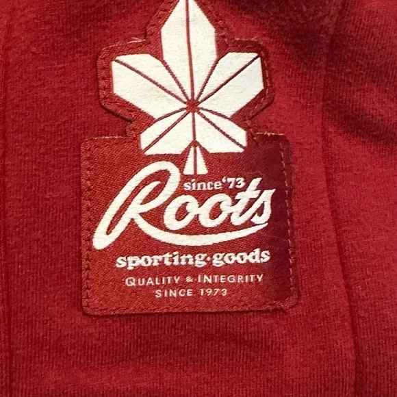 Roots Women’s Zipper Hoodie. Size small - Picture 2 of 4